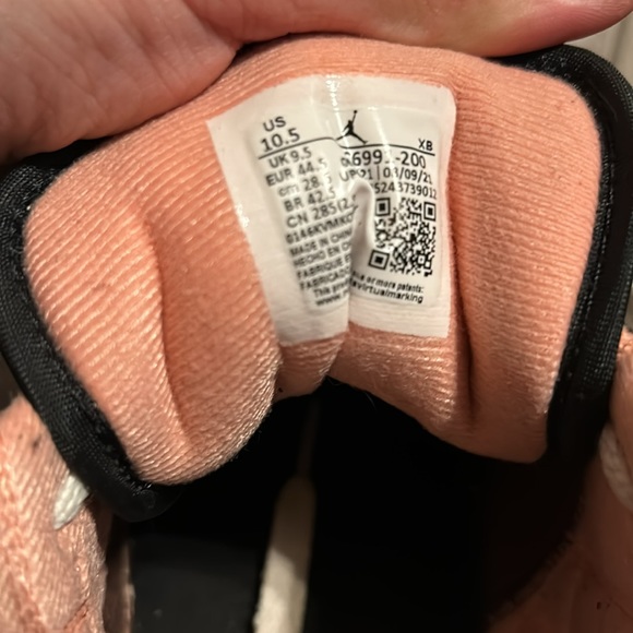 Nike Air Jordan 1 low mocha worn but not in bad condition - Picture 6 of 8